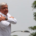 AMLO y Anaya, respondan ¿qué va a pasar con los atracos de Graco?